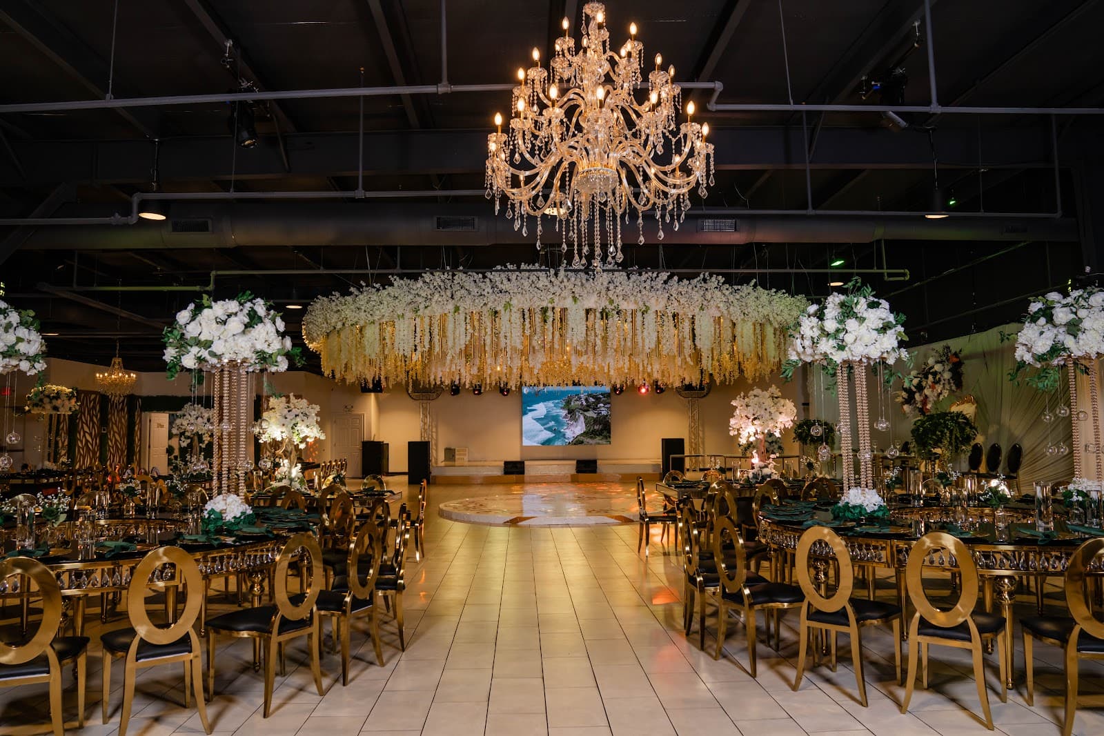 La Bella Luna Venue